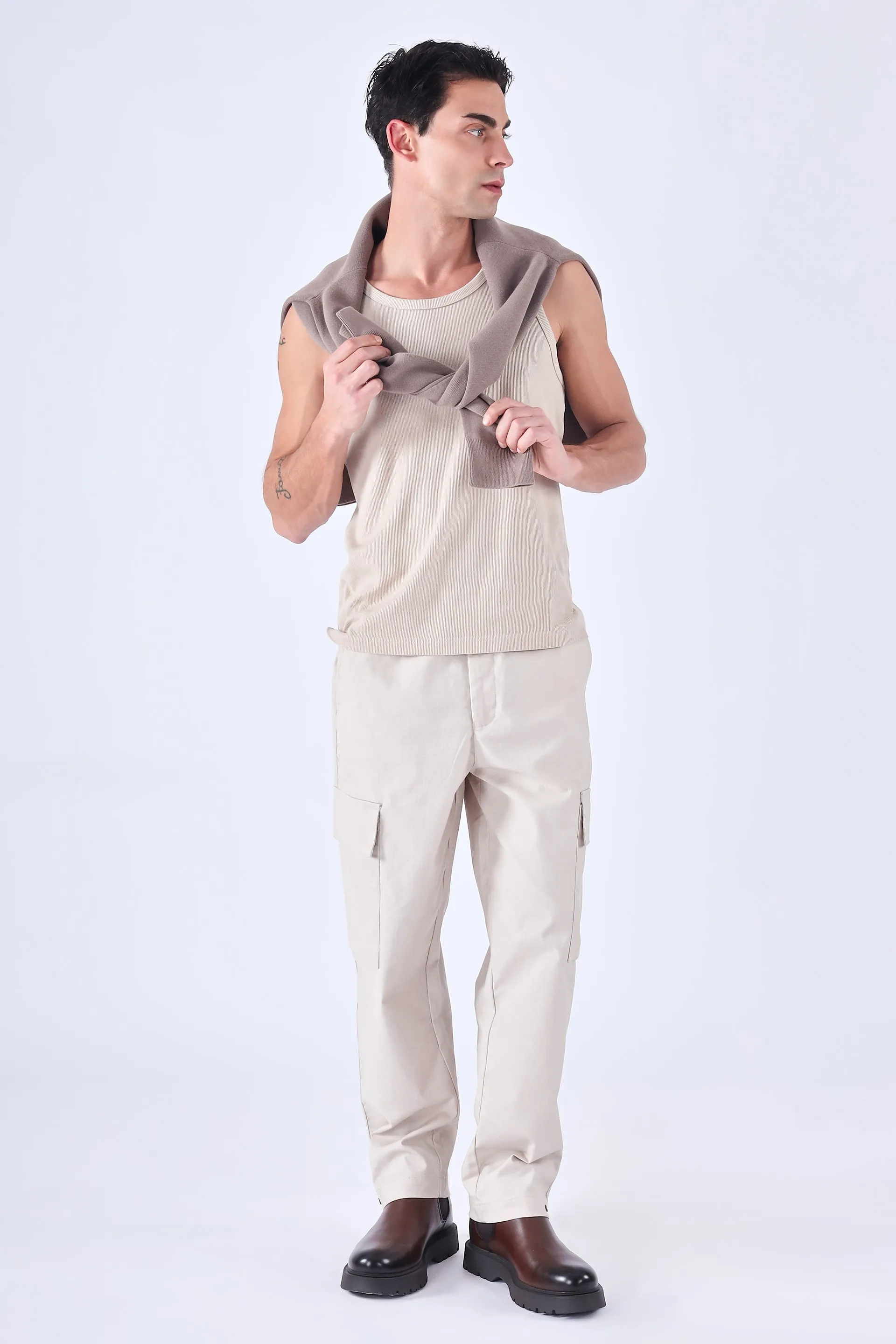AIR RELAXED CARGO PANTS IN CREAM