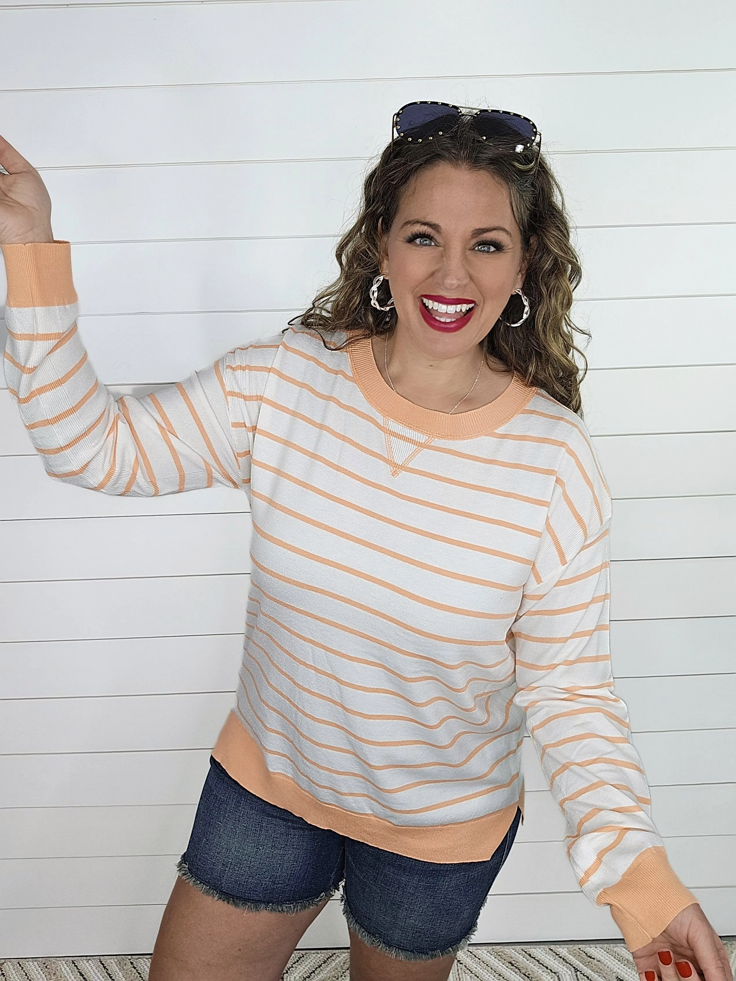 CORAL/WHITE STRIPED CREW NECK LIGHT WEIGHT SWEATER