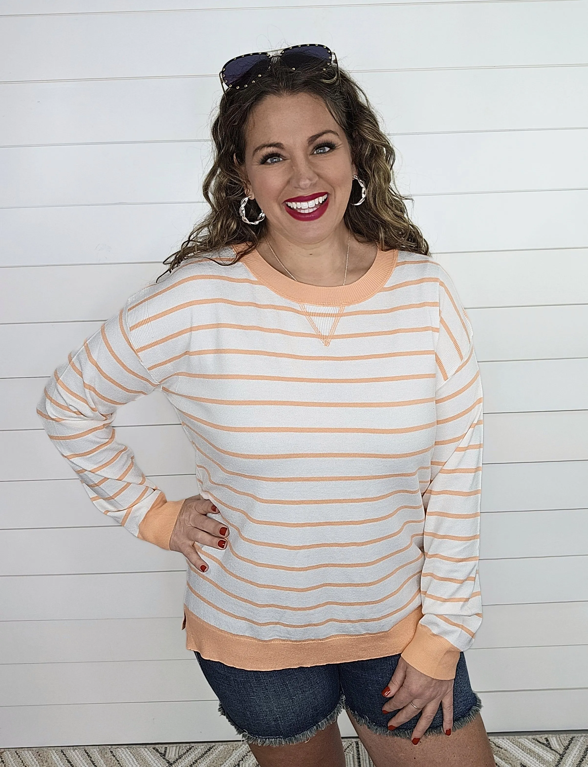 CORAL/WHITE STRIPED CREW NECK LIGHT WEIGHT SWEATER