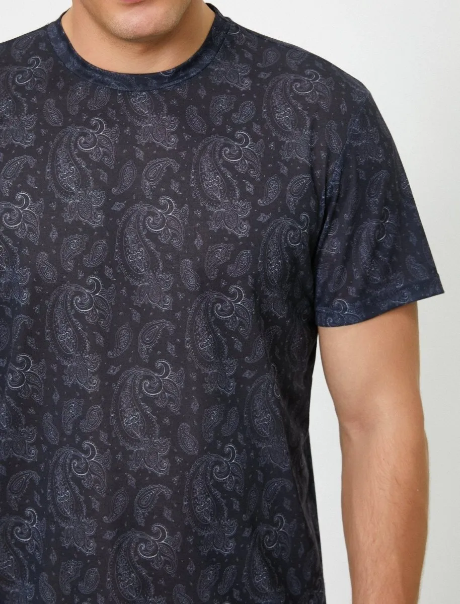 Paisley Print Tshirt in Black